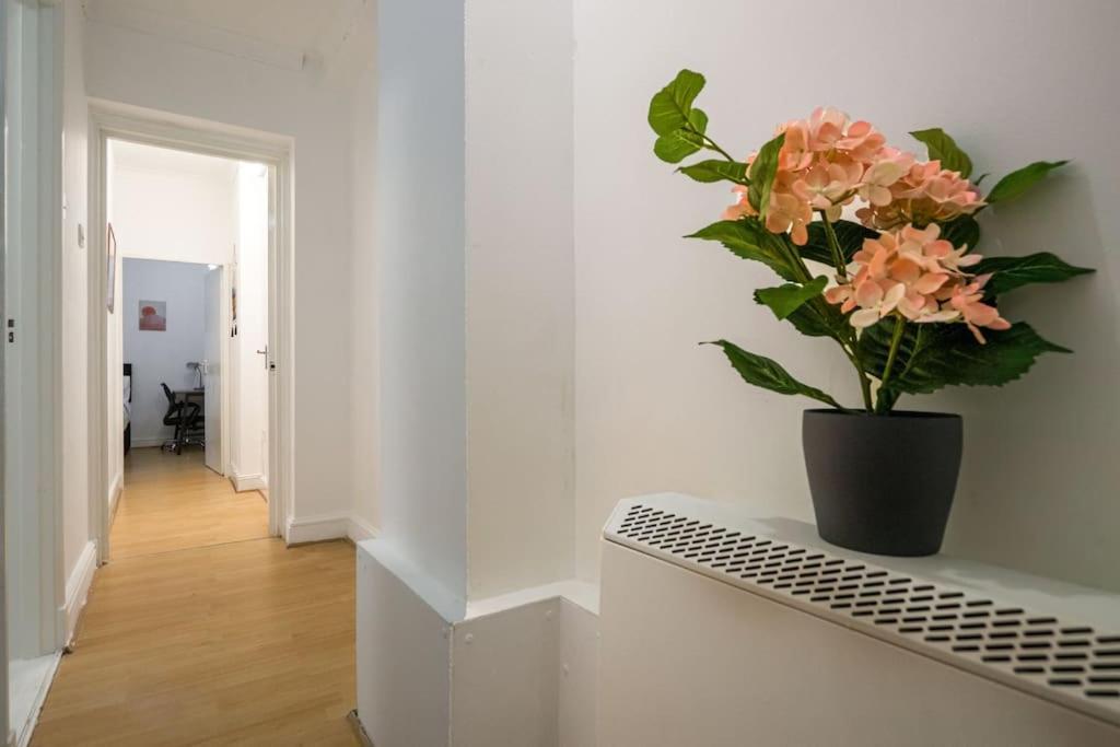 Cosy 2-Bedroom Flat Paddington Londyn Zewnętrze zdjęcie